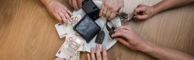 LUGEJA KÜSIB | Kas pärimisel jagatakse laiali ka üleelanud abikaasa pangaarve?