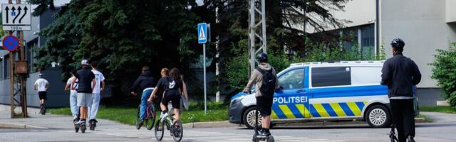 Politsei IShowSpeedi tulekuks eriliselt ei valmistunud, muret tekitasid puuduvad turvavööd ja uljad kergliikuritega sõitjad