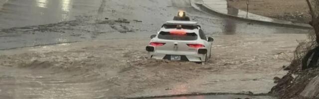 “Istmesoojenduse” 243. osa: Waymo kutsus tagasi pea 4000 isetaksot