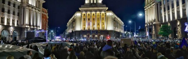 'Želimo da prestanu krasti': Desetine hiljada ljudi na protestima širom Bugarske
