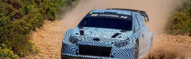 FOTOD. Hyundai alustas Rally1 hübriidauto testisõitudega