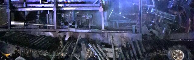 Uuemõisas põlesid rookombain ja auto