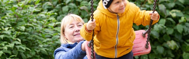 Aasta õpetaja konkursil saab pöialt hoida kolmele oma inimesele