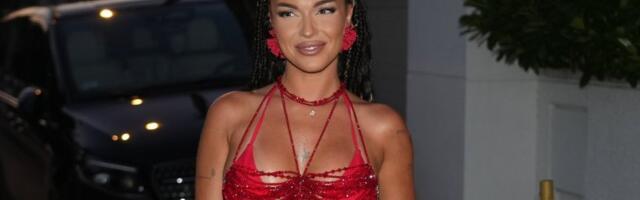 Trese guzom, uvija kukovima - Vreli ples Teodore Džehverović u dnevnoj sobi (VIDEO)