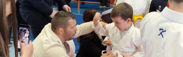 "SPORT NISU SAMO MEDALJE I PEHARI, VEĆ EMOCIJE I LJUDSKOST" Mali sajam sporta stigao i u Ćupriju