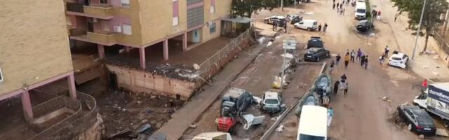 В Испании требуют отставки главы Валенсии из-за последствий наводнения