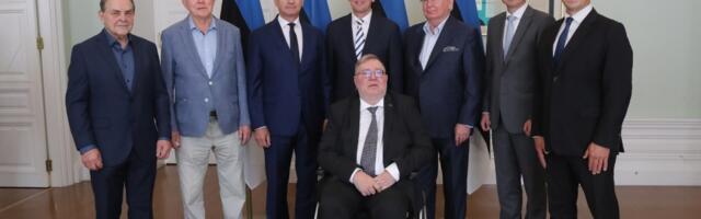 GALERII | Peaminister võõrustas Stenbocki majas endisi valitsusjuhte