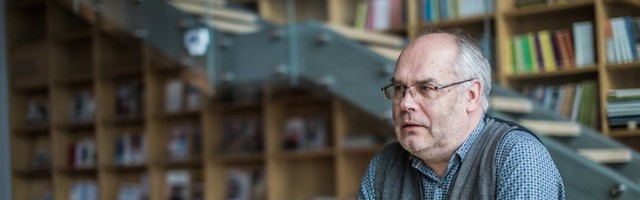 Peeter Olesk: Alar Karis - pluss ja miinus ja kõtuli kaheksa