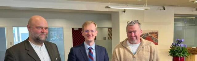 Kultuuriminister Tiit Terik andis üle UNESCO tunnistuse