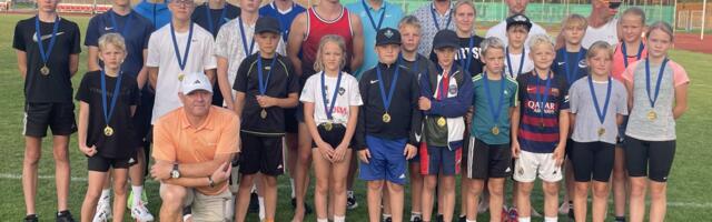 Urmet Uusorg elas Haapsalu kergejõustikuõhtul sportlastele kaasa