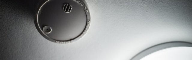 Unerohu mõjul kokkama hakanud Viljandi mehe elu päästis suitsuandur, mis turvaettevõttele signaali saatis