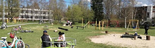 Aru­kü­la ki­vi­lin­na män­gu­väl­jak sai täien­dust