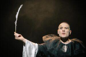 Põranda alt, impressionistlikult