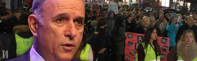 PONOŠ NE MOŽE DA POBEDI VUČIĆA, ZA SVE KRIVI - BLOKADERE: "Mislili su da bi pobedili da kandiduju KAMEN, slavni momenti su daleko iza nas"