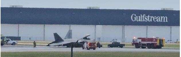 F-22 Stealth Fighter kannatab Savannahi lennujaamas “õnnetuse” all