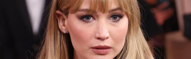 FOTOD | Jennifer Lawrence’i „alasti“ kleit püüdis Kuldgloobuste galal pilke
