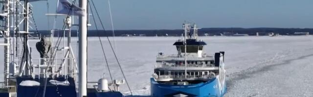 Parvlaev Tõll naaseb liinile üle mitteametliku mandri-Hiiumaa jäätee trassi