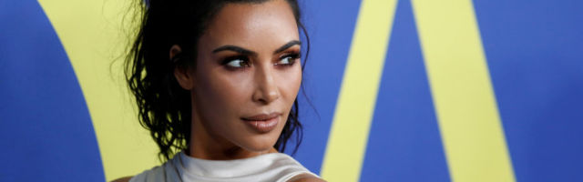 KLÕPS | Nii suured juba! Kim Kardashian jagas oma neljast lapsest imearmsat pilti