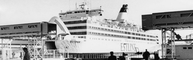 ÜLE 100 TUNNI MATERJALI! Parvlaev Estonia algseid videoid näinud Soome ehitusinsener: vrakilt ei leitud ühtegi auku!