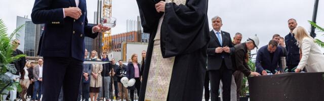 FOTOD | Sõõrumaa Talsinki kvartali esimene hoone sai pidulikult nurgakivi