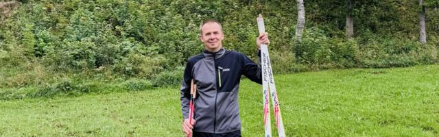 Otepää alustab suusahooaega – Linnamäel peetakse esimene võistlus sel aastal murul