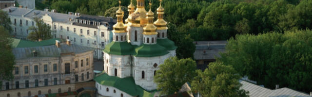 Ukraina võimude konflikt kloostrivennaskonnaga kui osa multipolaarse maailma sünnitusvaludest