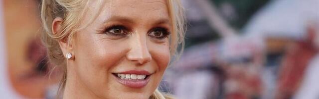 Britney Spears avaldas, millise kosmeetilise protseduuri ta hiljuti oma näole tegi_ see oli esimene kord!