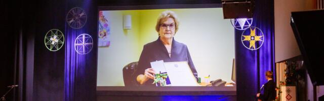 Võrumaa Arenduskeskus jagas Eesti Vabariigi 107. aastapäeva eel maakonna kõrgeimaid autasusid