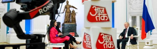 India ajakirjanik küsis Putinilt, miks ta hävitab Donbassis venekeelsete ja -meelsete kodusid. Putin ei saanud küsimusest aru