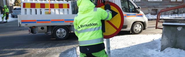 FOTOD | Veeavarii tõttu on Tallinnas Ristiku tänaval liiklemine häiritud