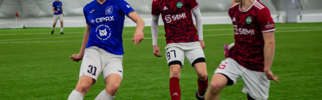 Galerii: jalgpallurid said kodupubliku ees kirja kaotuse