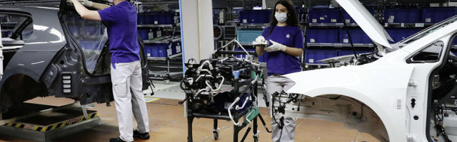 Volkswagen hakkab tootmist taastama