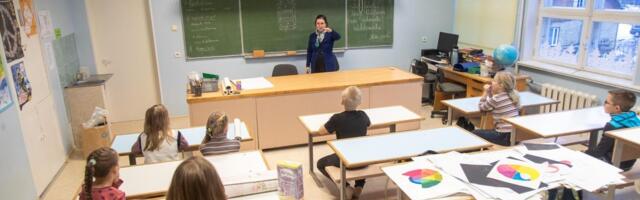 Riik annab pisikestele maakoolidele raha