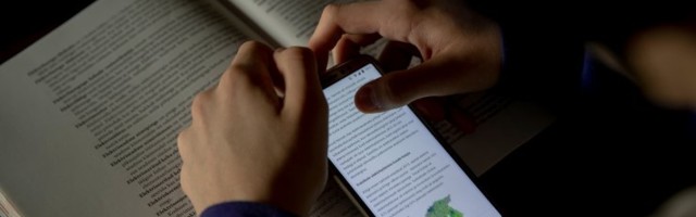 „Kaamera sisse, salvestamine keelatud, samal ajal ei söö!“ Huvitav areng: koroonaaeg ja e-õpe on toonud Eesti koolidesse uued tunnieeskirjad