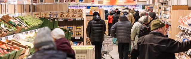 GRAAFIKUD | Naabrist kallim? Baltimaade võrdlus paljastab Eesti teenuste ja toidukaupade hinnakäärid