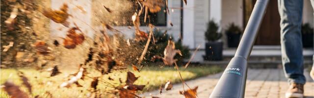 Shark’s BlastBoss amplifies your sweeping with a 190 mph blast of air