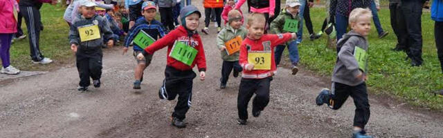 Hiidlased hakkavad saarlastega võistu kõndima