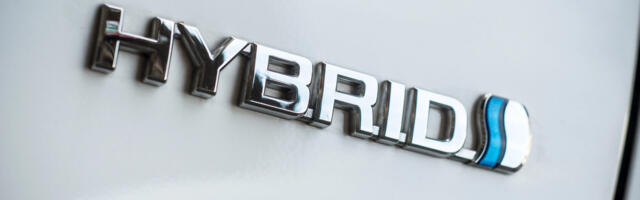 Ekspert selgitab, kas hübriidauto vajaks talvel mingit erikohtlemist?