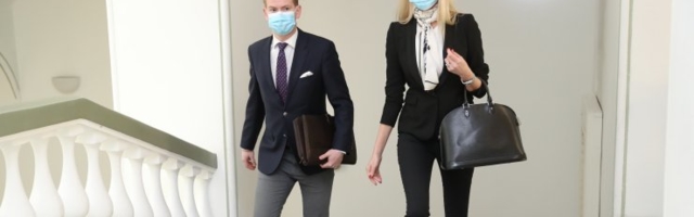 FOTOD | Kas Kallo läheb trellide taha? Tallinna ringkonnakohus arutab Savisaarega seotud korruptsiooniasja, prokurör taotleb Kallole vanglakaristust