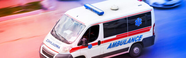 DVA MUŠKARCA POVREĐENA U MIRIJEVU! Tri udesa u toku noći u Beogradu!