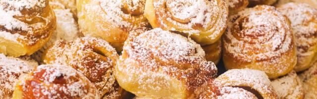 RETSEPT: KOHEVAD JA KREEMISED maapähkli-maasikarullid