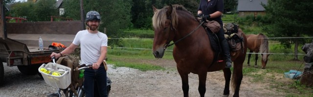 Hobuse ja jalgratta seljas Lüganuselt Võrumaale