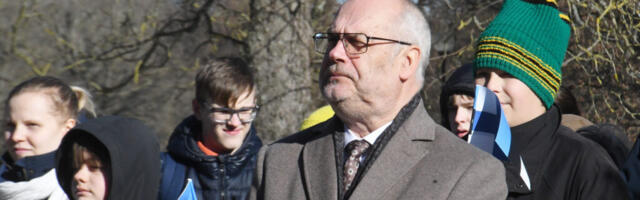 TEADLASE PÖÖRDUMINE TUNNUSTAVA SÕNAGA TÄNA SÜNNIPÄEVA TÄHISTAVA PRESIDENT ALAR KARISE POOLE