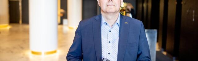 Tööandjad toetavad palgadirektiivi pausile panemist