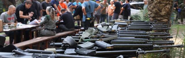 Iisrael valmistub kättemaksuks. Reservväelased kogunevad püssi alla