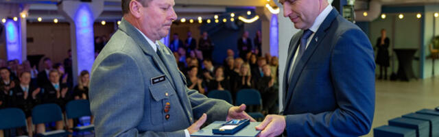 TAR­MO AMER päl­vis kait­semi­nis­tee­riu­mi III klas­si tee­ne­te­ris­ti