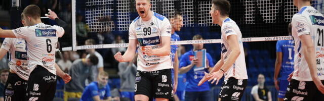 Võrkpallifinaali avamäng läks otsustavasse geimi, Tartu alistas Pärnu