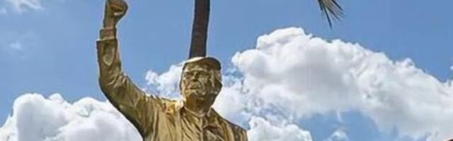 DELFI VOOG | Foto_ Trump lasi endast hiiglasliku kuldse kuju valmistada