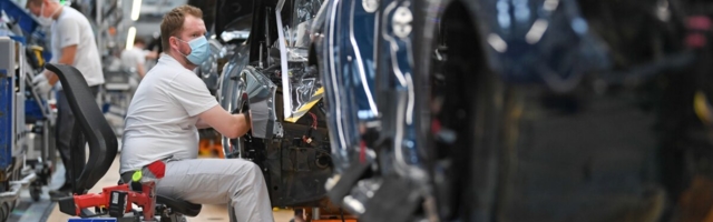 Graafik: Saksamaa tööstustootmise meeletu langus