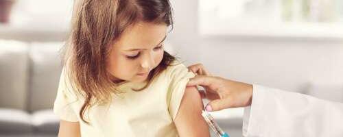 Tudengid kutsuvad vaktsineerimisväitlusele